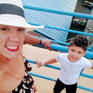 Meet your Posher, Danielle